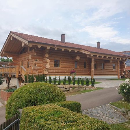 Huettenzauber Laumer Вёрт-ан-дер-Донау Экстерьер фото