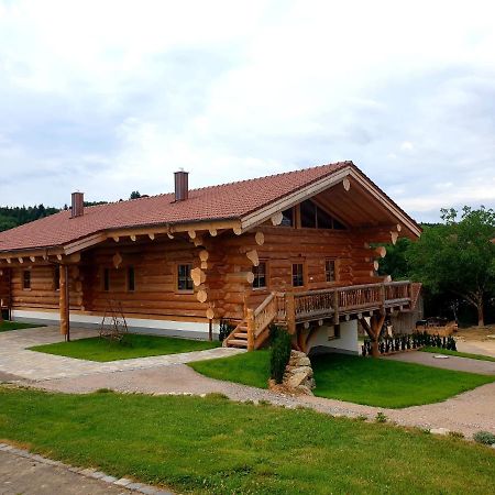 Huettenzauber Laumer Вёрт-ан-дер-Донау Экстерьер фото